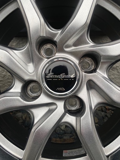 タイヤホイール165/65R 14インチ
