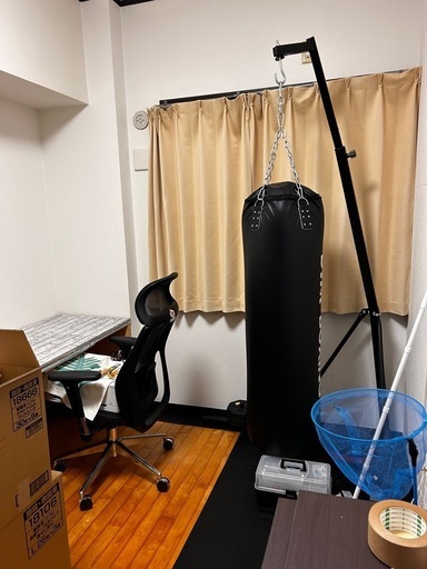 サンドバッグ　吊り下げ　土台プレート付き