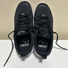 PUMAスニーカーの画像