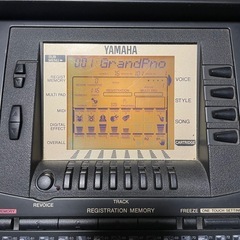 YAMAHAヤマハ　シンセサイザ　PSR-530の画像