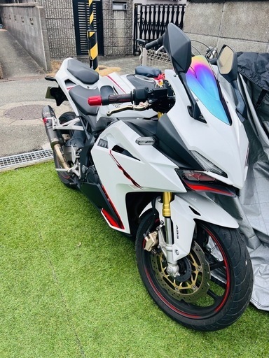 引き取り者決まりました　 ホンダ　CBR250RRニダボ