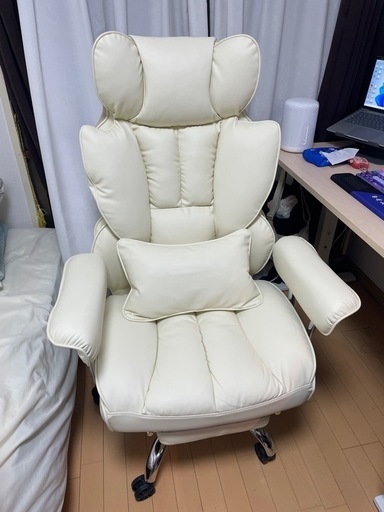 【美品】ゲーミングチェア（使用わずか1週間）