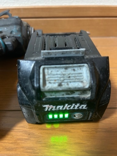 マキタ　40v インパクトドライバー　バッテリー付き