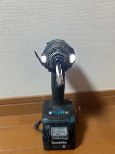 マキタ　40v インパクトドライバー　バッテリー付き