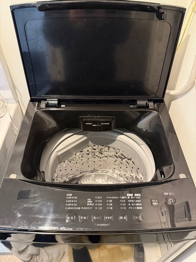 【美品】アイリスオーヤマ 洗濯機 6kg ブラック ガラストップ