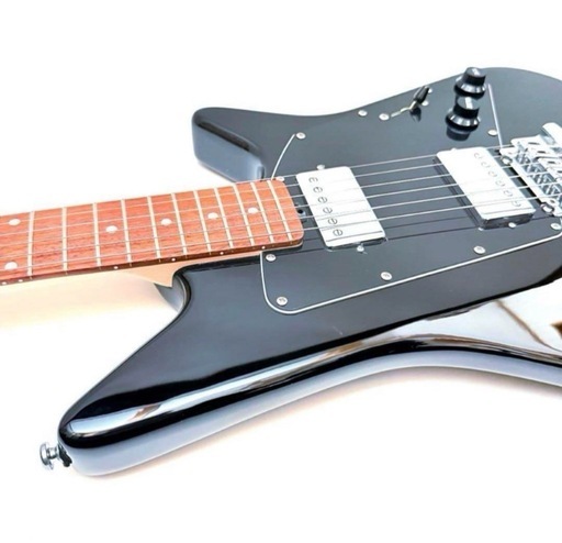 【美品】黒Sterling by Musicman AL40 BK エレキギター