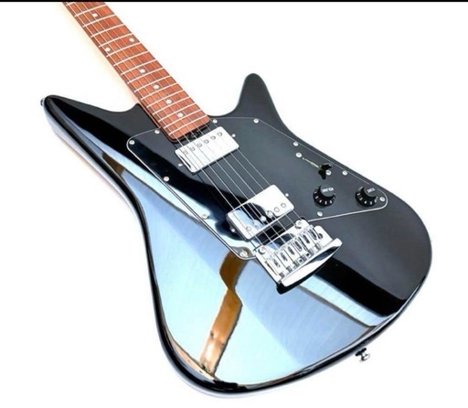 【美品】黒Sterling by Musicman AL40 BK エレキギター