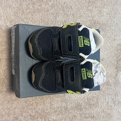 ニューバランス13cm☆自宅付近まで取りに来て頂ける方☆の画像