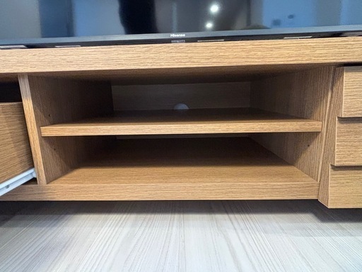 【新品、組み立て済】テレビボード