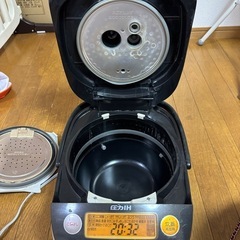 一升炊き炊飯器の画像