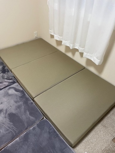 マニフレックス　三つ折りマットレス