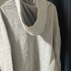 長袖　フード付きの画像