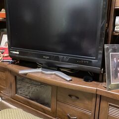テレビ４台、SHARP AQUOS、Panasonic Vier...