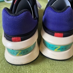 ニューバランス　スニーカー　25.5センチの画像