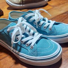 VANS スニーカー23.5