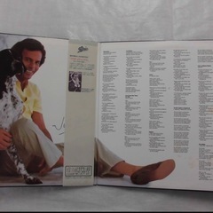 フリオイグレシアス愛の瞬間JULIOIGLESIASMOMENTOS 送料480の画像