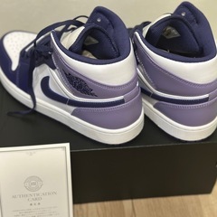 【新品】Air Jordan 1 MID スニーカー
　の画像
