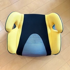 ジュニアシート　エールべべ•さらっとジュニア