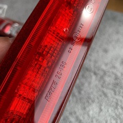 ハイエース　純正ハイマウントストップランプの画像