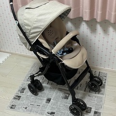 Combiベビーカー　　　