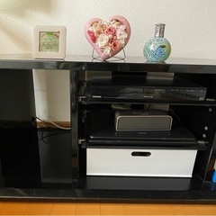 台形テレビスタンド　テレビ台