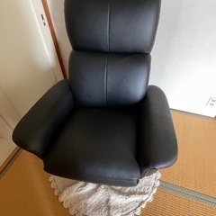 ニトリ 14万「2モーター電動チェア ラグジェ」リクライニングチェア 1