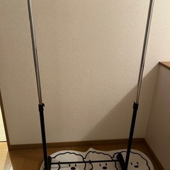 ハンガーラック　服かけ　