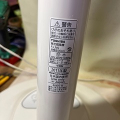 扇風機２台　リモコンは１つ　TOSHIBAF-LN5   の画像