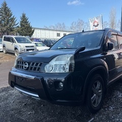 エクストレイル Xtt 4WD カプロンシート　ヒッチメンバー商談中