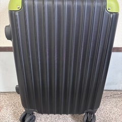 新品未使用　スーツケース　S