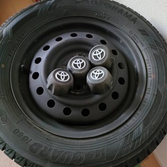 スタッドレスタイヤセットの画像