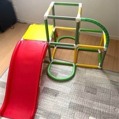 アンパンマン滑り台とジャングルジム
