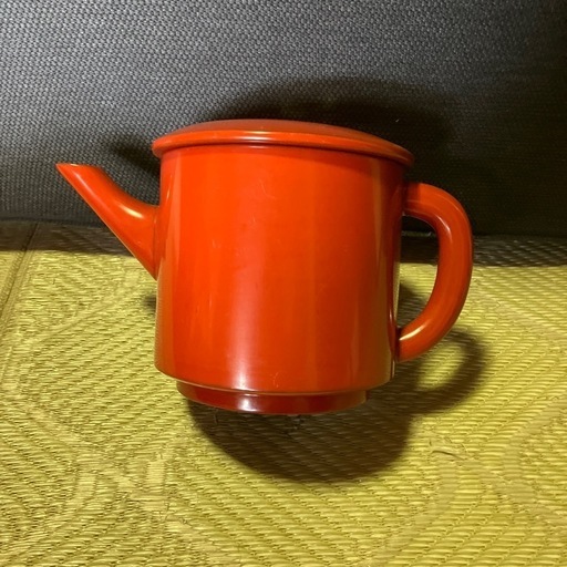 朱塗り　　お酒注ぎ