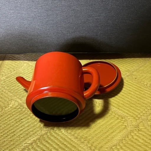 朱塗り　　お酒注ぎ