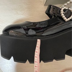 新品未使用。厚底シューズMサイズの画像