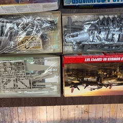 戦闘機と戦車の画像