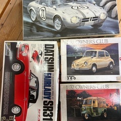 車プラモデル