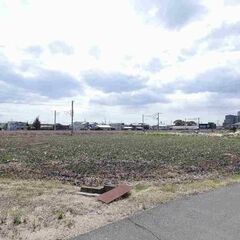 【貸土地】約393坪の広々とした貸地です♪駐車場用地や資材置き場...