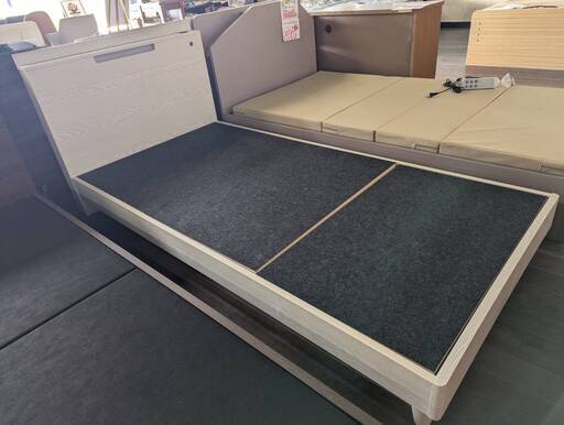 《シングルベッドフレーム》お値下げ中！