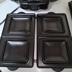 美品Vitantonio VSW-4ワッフルホットサンドメーカー３種６枚プレート　2,019年製の画像