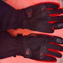 ライディングパンツ、グローブの画像