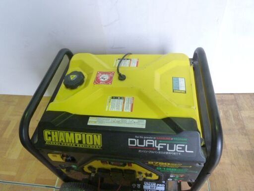 【中古】チャンピオン 発電機 CPG7800DF-J  (2) ガソリン/プロパン 両用 DUAL FULE GENERATOR 20