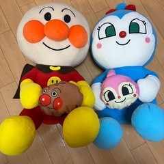 アンパンマン　どきんちゃん　ぬいぐるみ