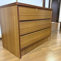 ３段整理タンス（チェスト）の画像