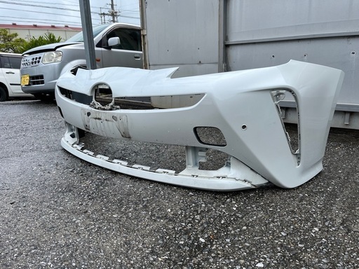 50後期　プリウス　フロントバンパー