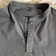 無印良品　丸襟 半袖シャツ　Sサイズの画像