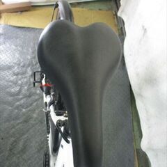 E194　★25800円★整備済み スポーツ中古自転車 【クロスバイク　白　48㎝】の画像