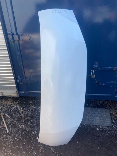 決まりました！！ハイエース５型　ボンネット！！価格交渉可能！！