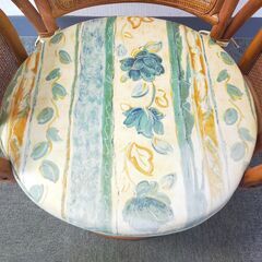 △ 籐イス とうのいす 籐製 回転可能  劣化による剥げありの画像