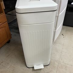 ペダルペール　No.2382　ゴミ箱　ホワイト　スチール　【リサ...